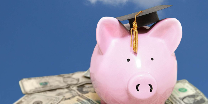 EDUCACIÓN FINANCIERA A LOS UNIFORMADOS